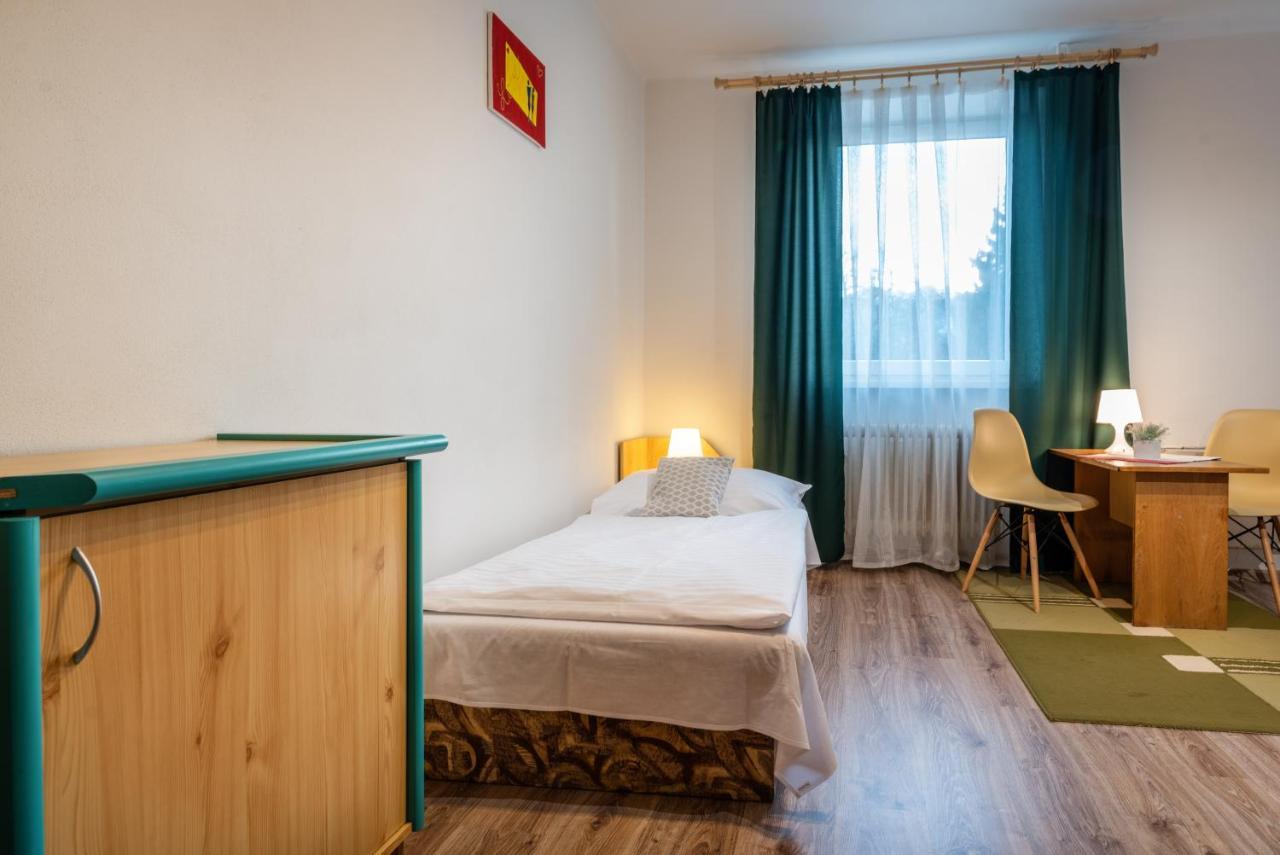 Hotel Poludnica Liptovský Mikuláš 외부 사진